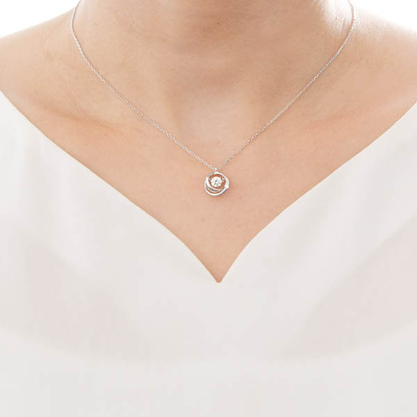 シルバーネックレス