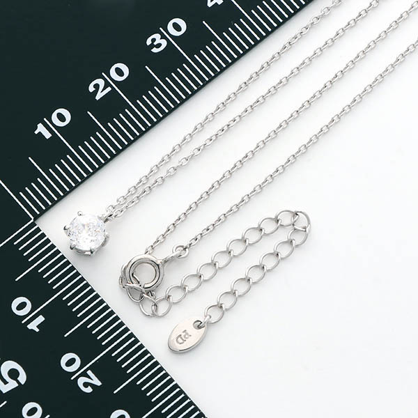 シルバーネックレス