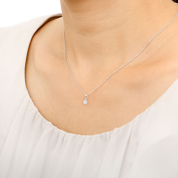 シルバーネックレス