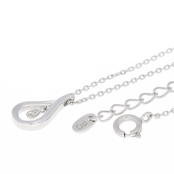 シルバーネックレス