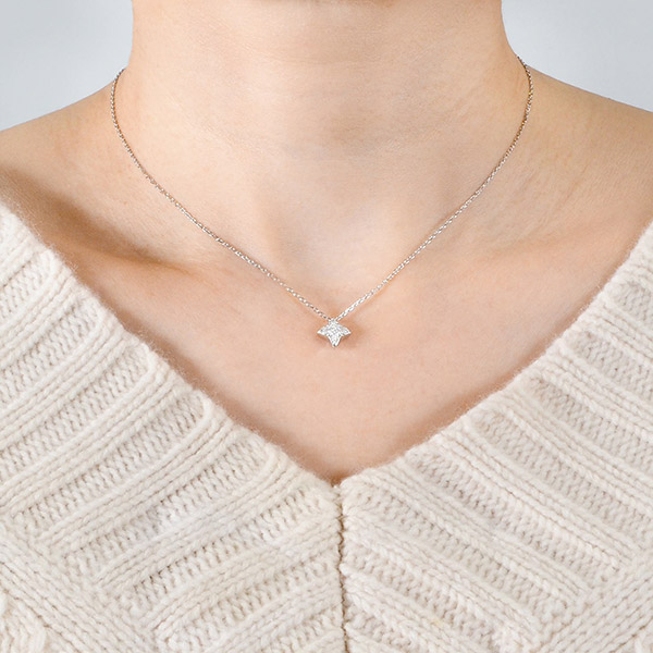 シルバーネックレス