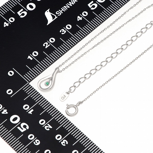 シルバーネックレス