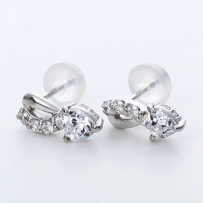 シルバーピアス