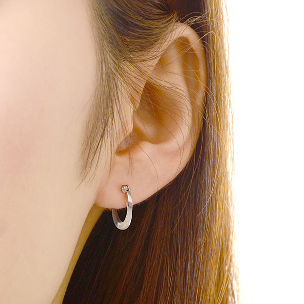 シルバーピアス