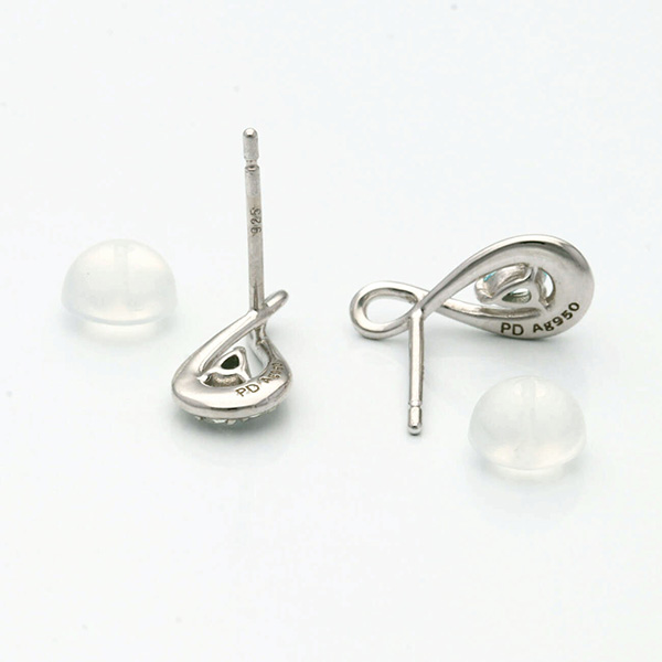 シルバーピアス