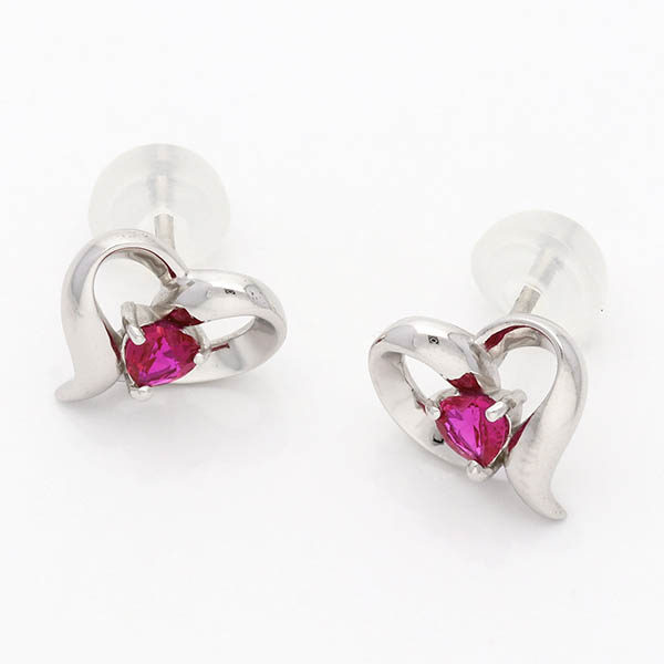 シルバースタッドピアス