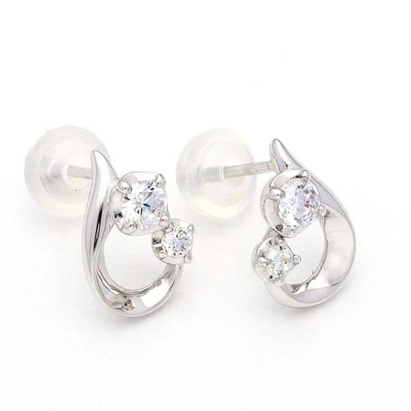 シルバーピアス