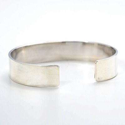 シルバーバングル