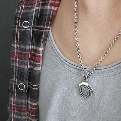 シルバーネックレス