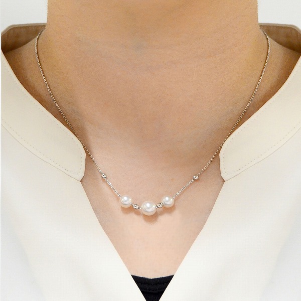 パールホワイトゴールドネックレス