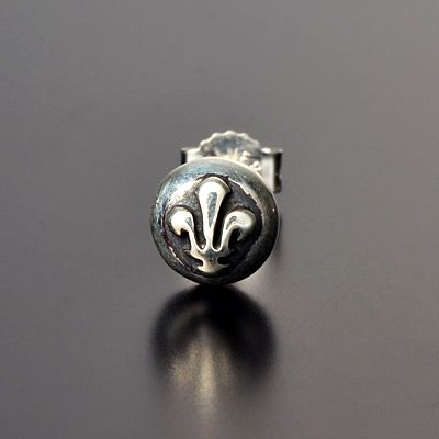 シルバースタッドピアス(片耳用)