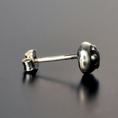 シルバースタッドピアス(片耳用)