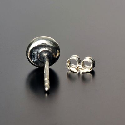 シルバースタッドピアス(片耳用)