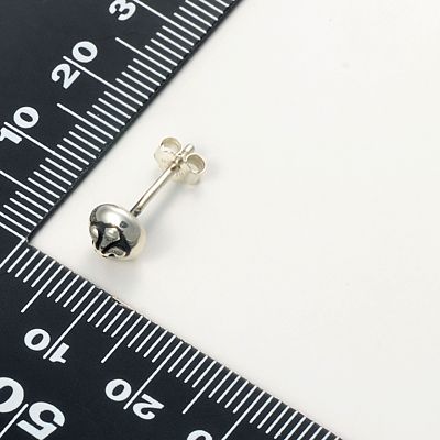 シルバースタッドピアス(片耳用)