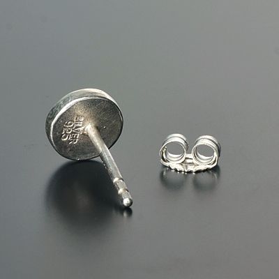 シルバースタッドピアス(片耳用)