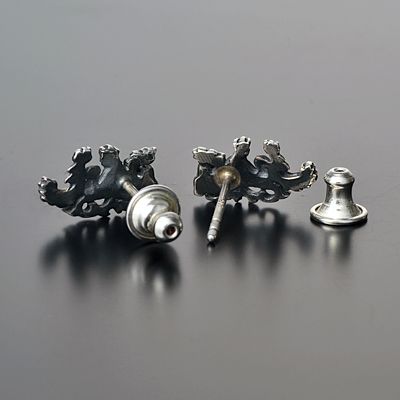 シルバースタッドピアス