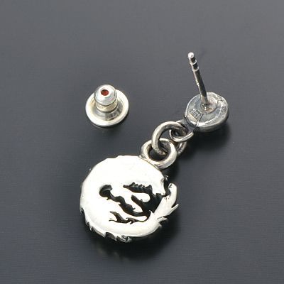 シルバースタッドピアス(片耳用)