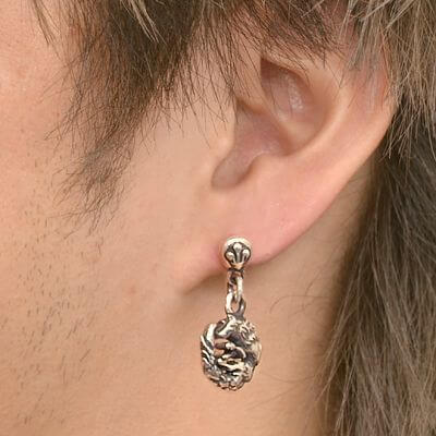 シルバースタッドピアス(片耳用)