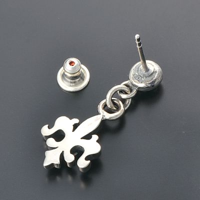 シルバースタッドピアス(片耳用)