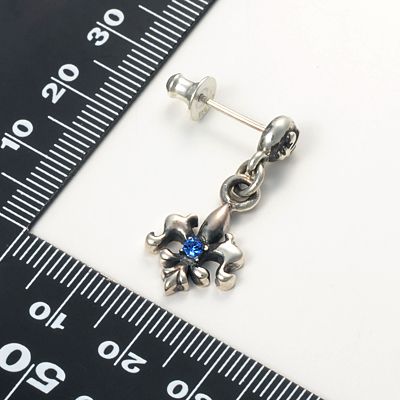 シルバースタッドピアス(片耳用)