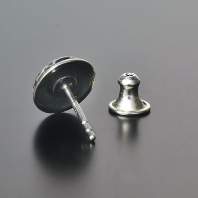 シルバースタッドピアス(片耳用)