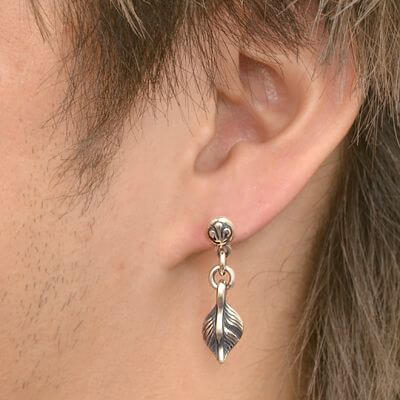 シルバースタッドピアス(片耳用)