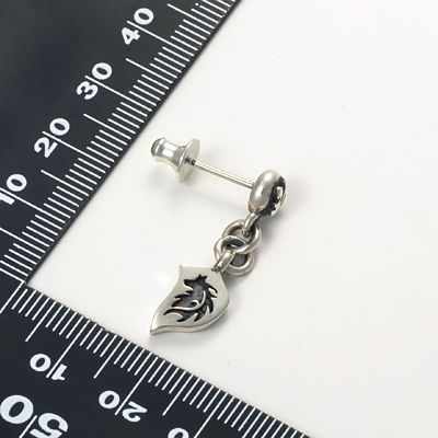シルバースタッドピアス(片耳用)