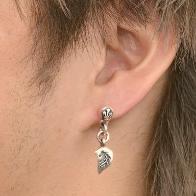 シルバースタッドピアス(片耳用)