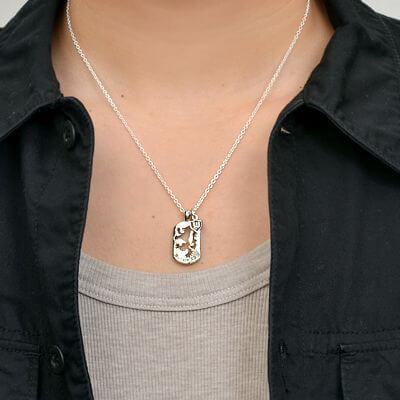 シルバーネックレス