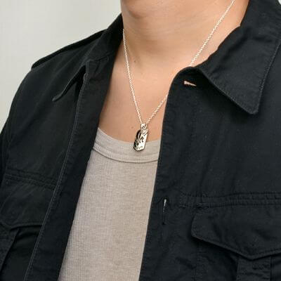 シルバーネックレス