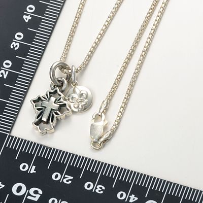 シルバーネックレス
