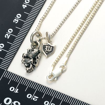 シルバーネックレス