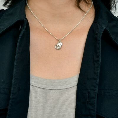 シルバーネックレス