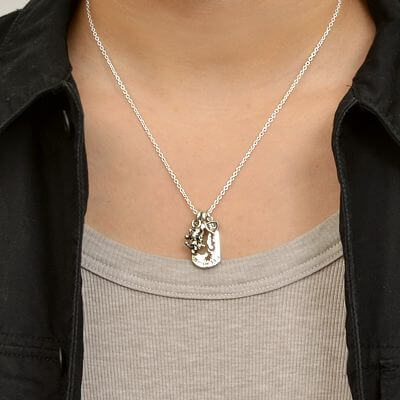 シルバーネックレス