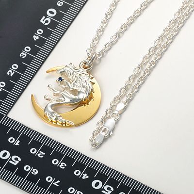 シルバーネックレス