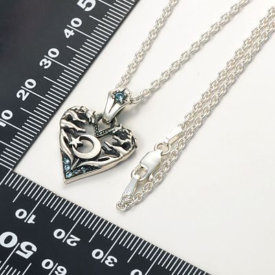 シルバーネックレス