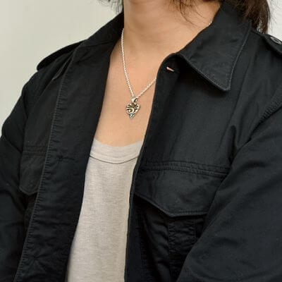 シルバーネックレス