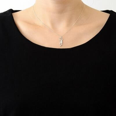 シルバーネックレス