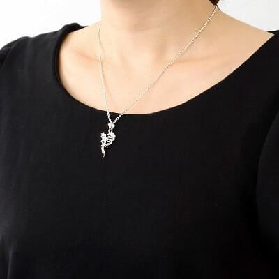 シルバーネックレス