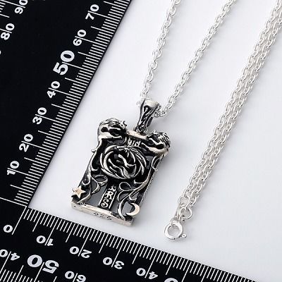 シルバーネックレス