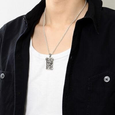 シルバーネックレス