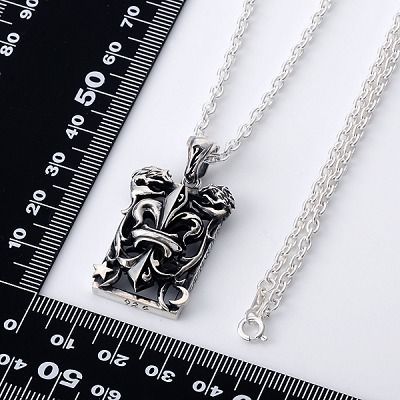 シルバーネックレス