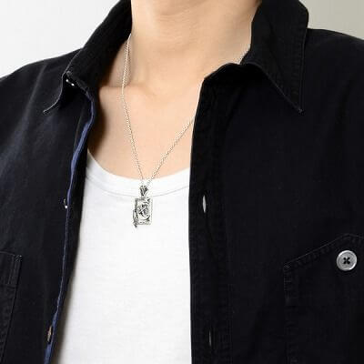 シルバーネックレス