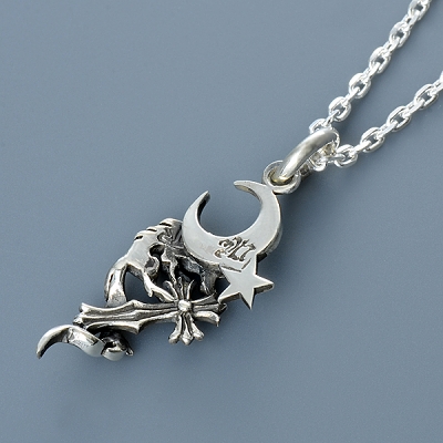 シルバーネックレス