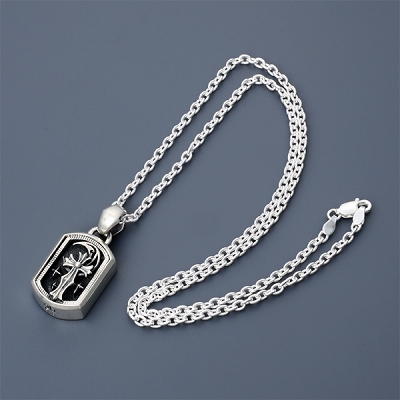 シルバーネックレス