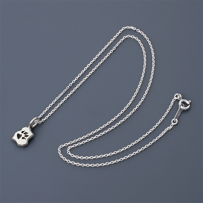 シルバーネックレス