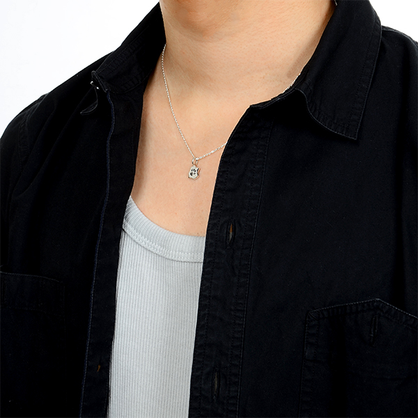 シルバーネックレス