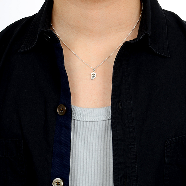 シルバーネックレス