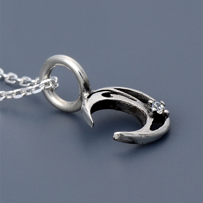 シルバーネックレス