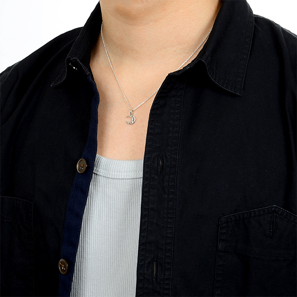 シルバーネックレス